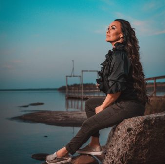 {{placeholder content='e3sgYnJpenlfZGNfaW1hZ2VfYWx0IH19' imageSrc='wp-0669013c6a5861cf6031d595b5e490cb.jpg'}}